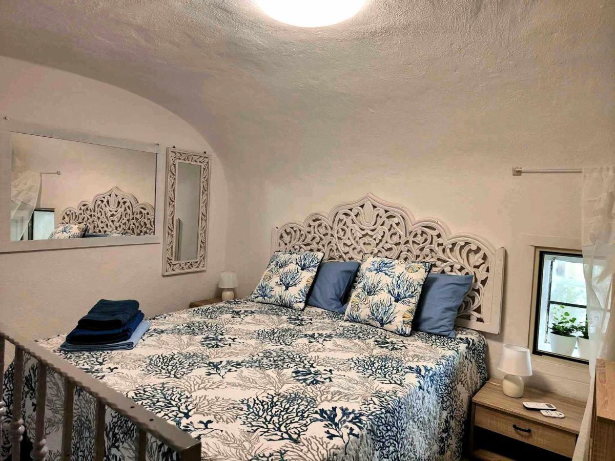 Casa Dell'Antico Teatro Di Neapolis Nel Centro Storico Di Napoli Apartment Luaran gambar