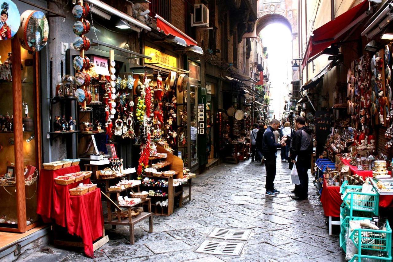 Casa Dell'Antico Teatro Di Neapolis Nel Centro Storico Di Napoli Apartment Luaran gambar